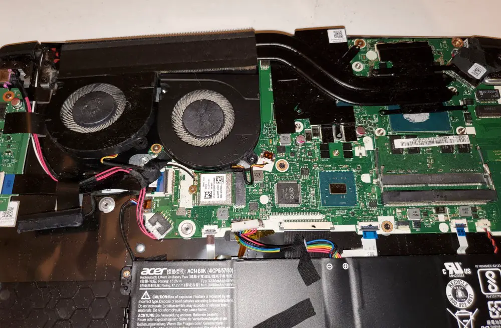 fan and heatsink removed at the laptop