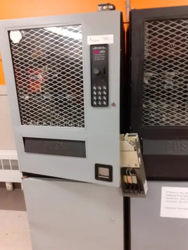 How Much Does A Vending Machine Weigh? ( Different Sizes and Weights