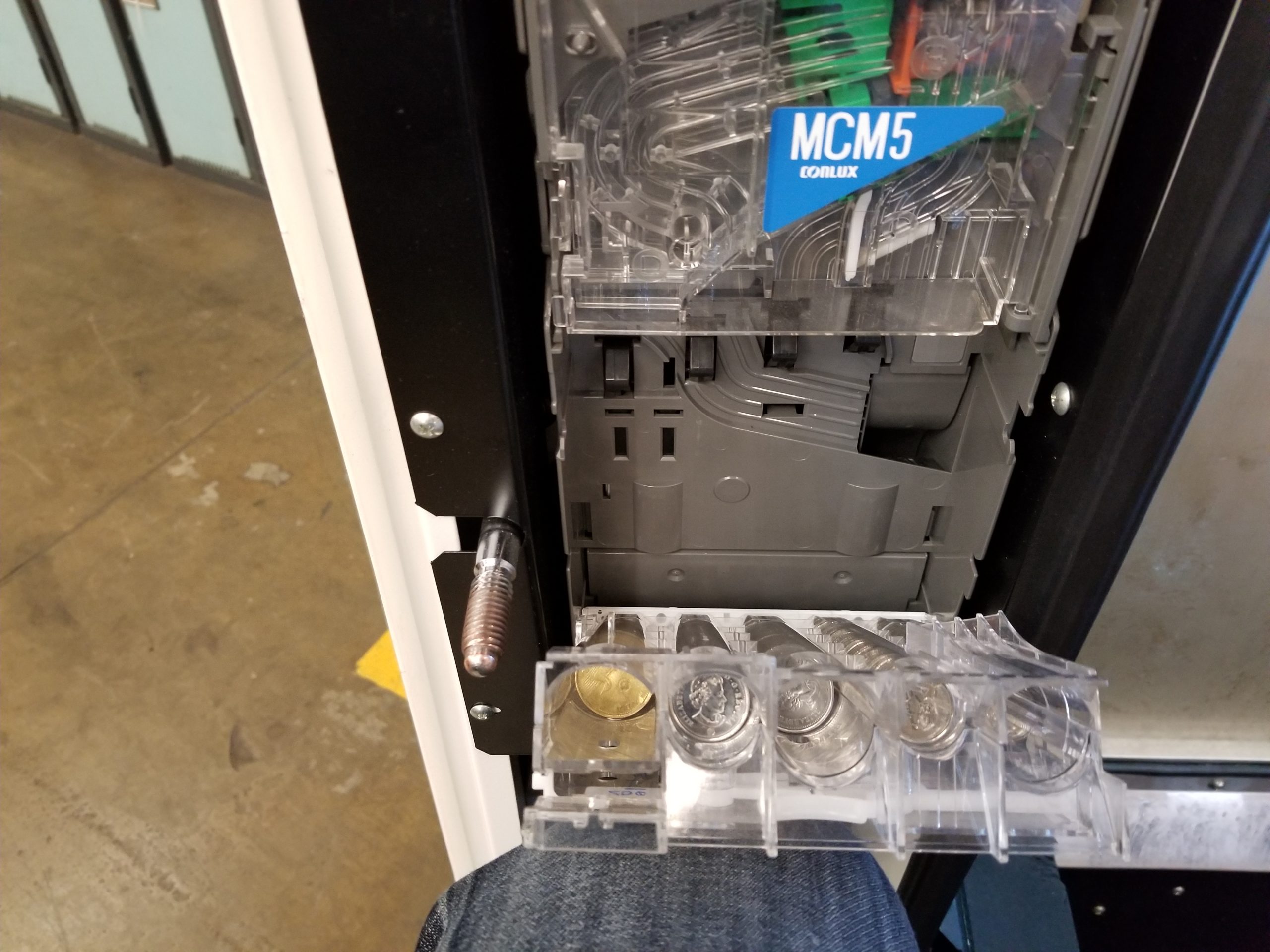 coin jam inside vending machine