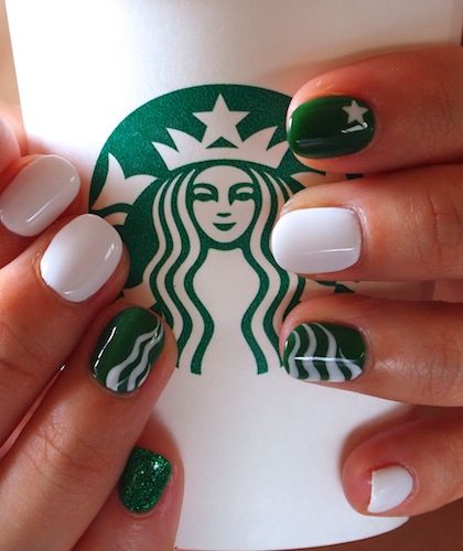 Can Starbucks Employees Wear Nail Polish