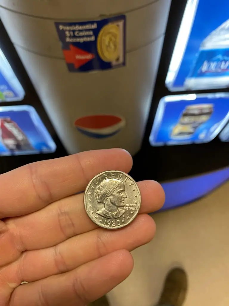 Do Vending Machines Take Dollar Coins? Vending Business Machine Pro