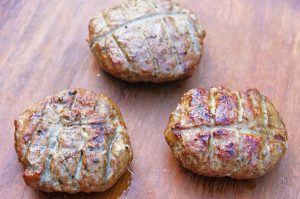 trick-beef-lovers-into-eating-your-turkey-burgers.w1456